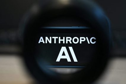 Anthropic oprește accesul la cele mai recente modele de inteligență artificială ca urmare a unei ordine date de Statele Unite.