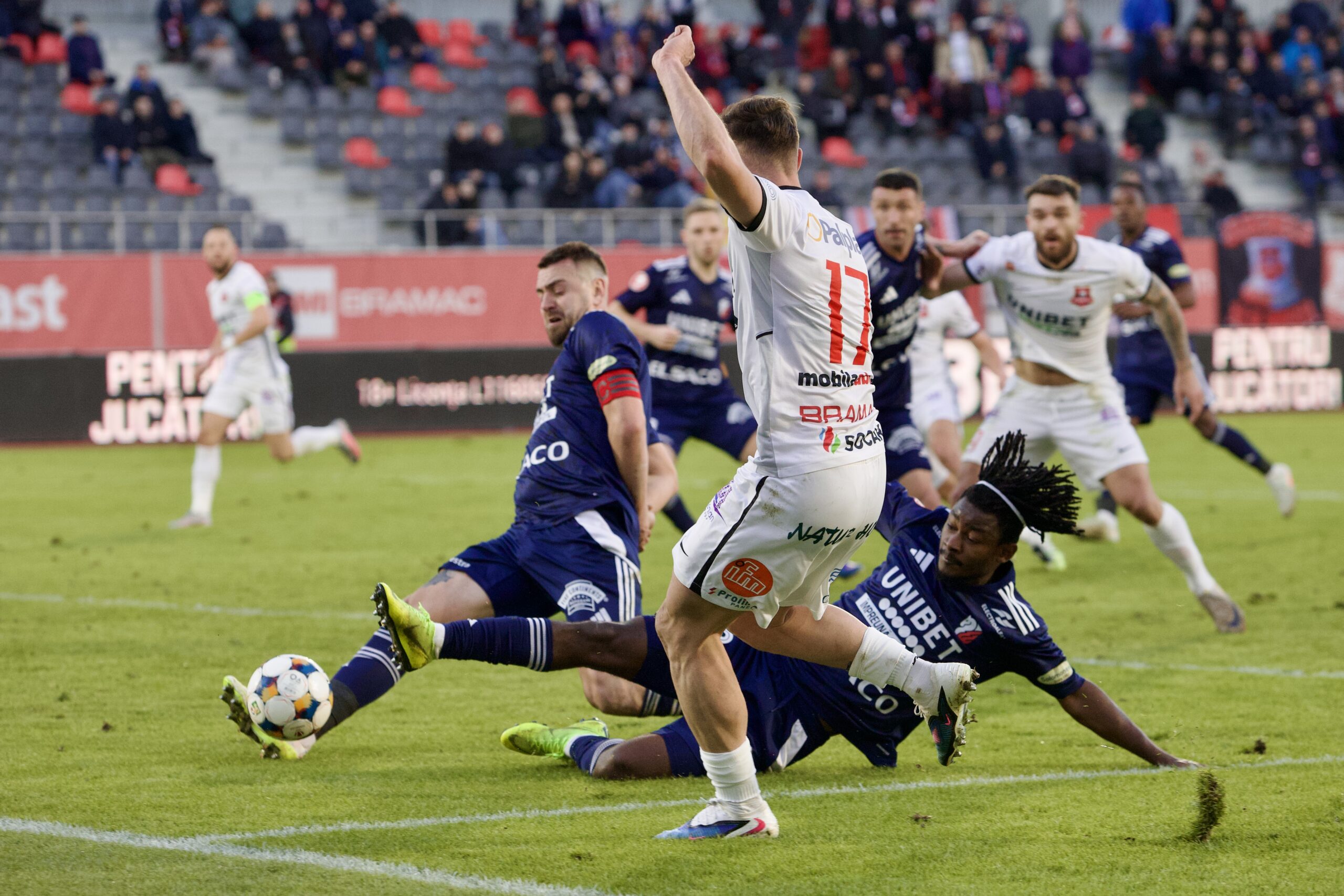 Bursa Transferurilor FC Botosani renunta la sapte jucatori inainte de noul sezon 1