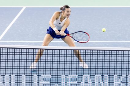 Gabriela Ruse se luptă cu Karolina Muchova pentru un loc în finala turneului WTA de la Bad Homburg.