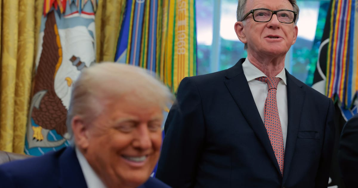 Marea Britanie a facut publice noi dosare despre Mandelson in contextul scandalului Jeffrey Epstein