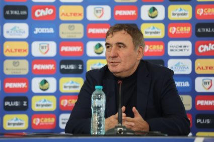 Selecționerul Gheorghe Hagi anunță echipa României pentru meciul amical împotriva Țării Galilor.
