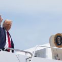 Trump va avea o intalnire cu companii de inteligenta artificiala saptamana viitoare pentru a discuta planul de impartire a profitului cu guvernul
