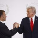 Trump va lua parte la o cina la Versailles dupa G7