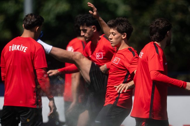 Turcia echipa care a scos Romania din competitia pentru Mondial invinsa claro la debutul in turneul final