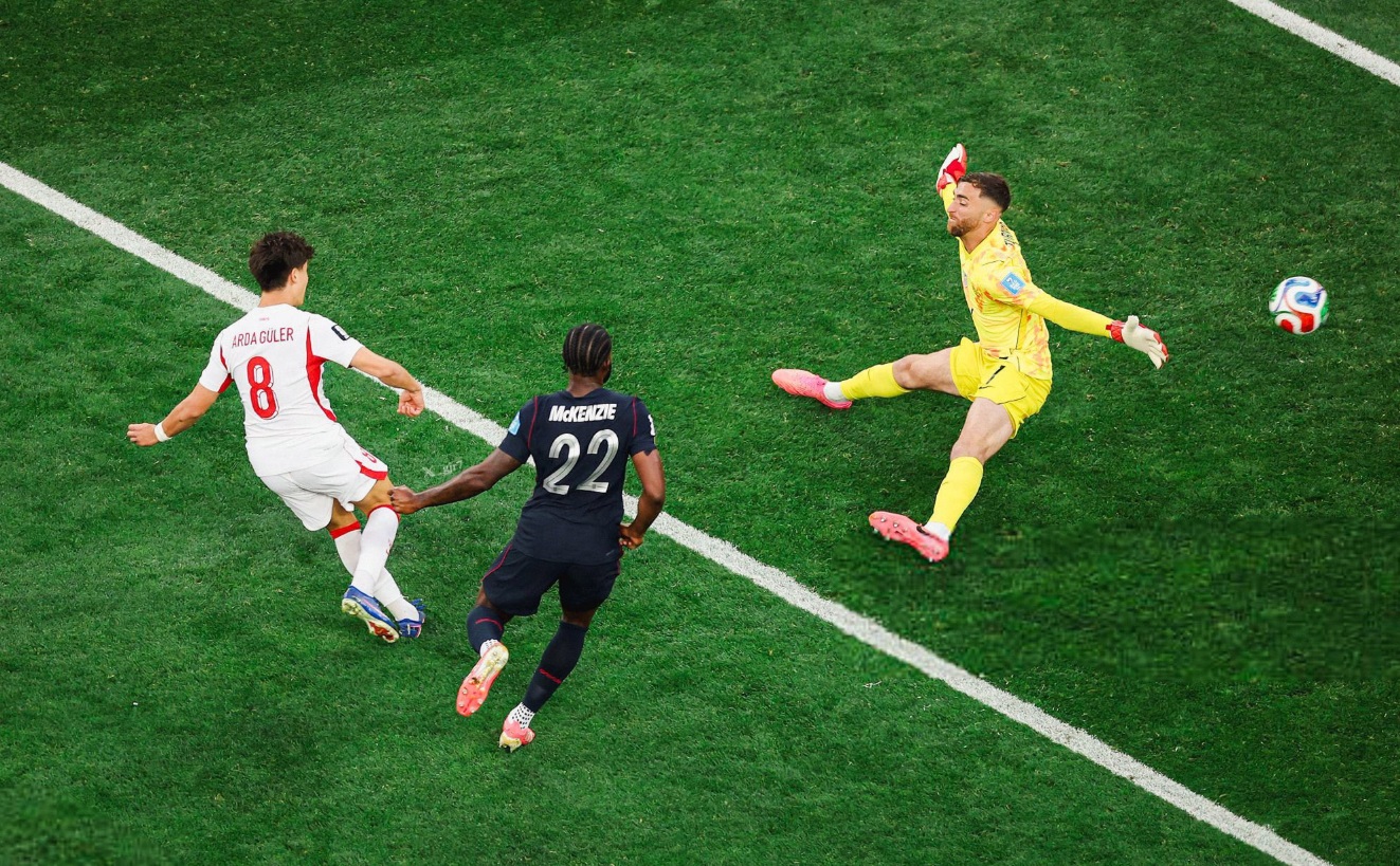 Turcia invinge SUA cu un gol in ultimele secunde dar americanii se califica de pe primul loc