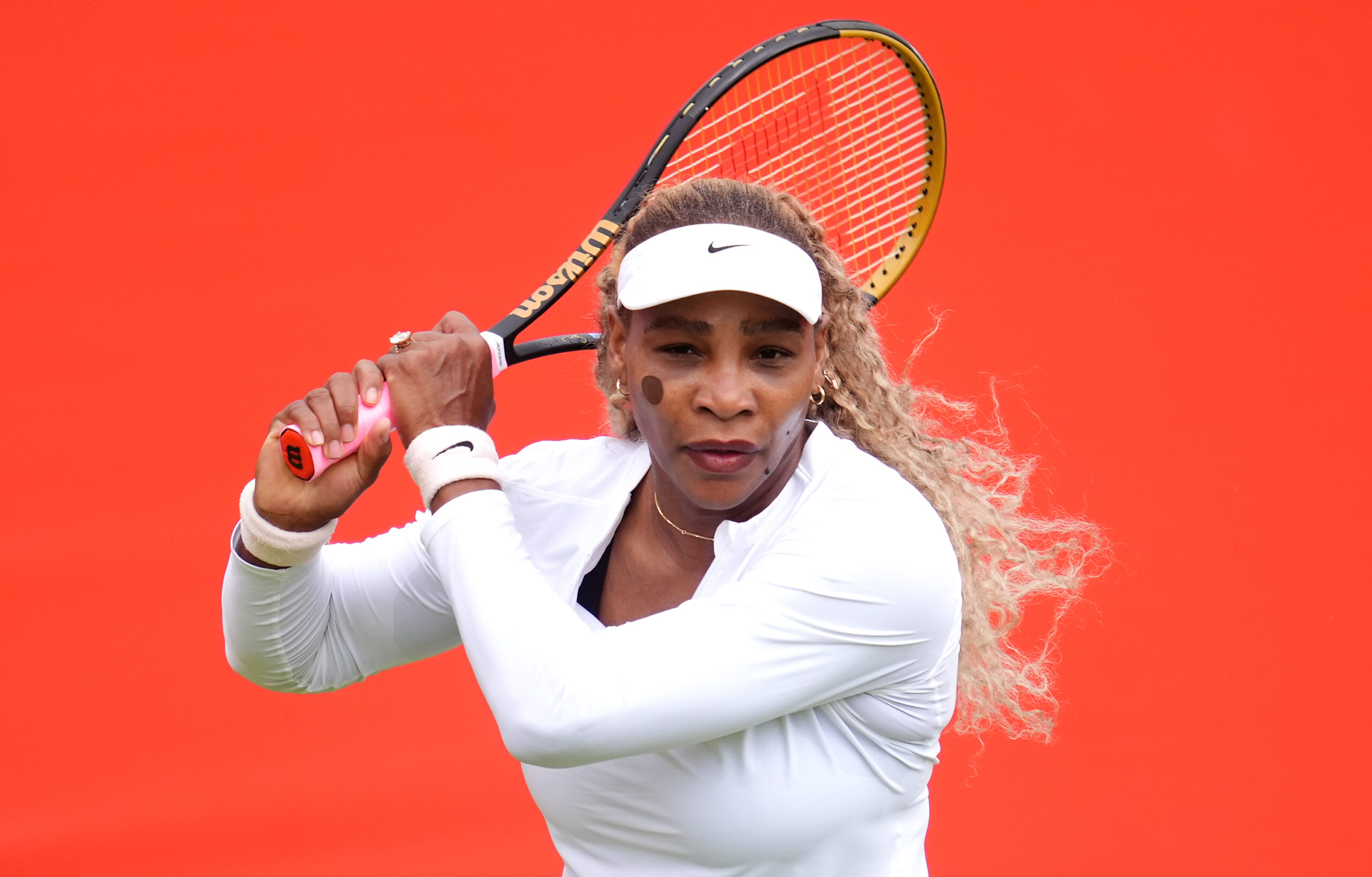 WTA Queen s Serena Williams revine dupa aproape 4 ani Sorana Cirstea isi incepe drumul in competitia de simplu