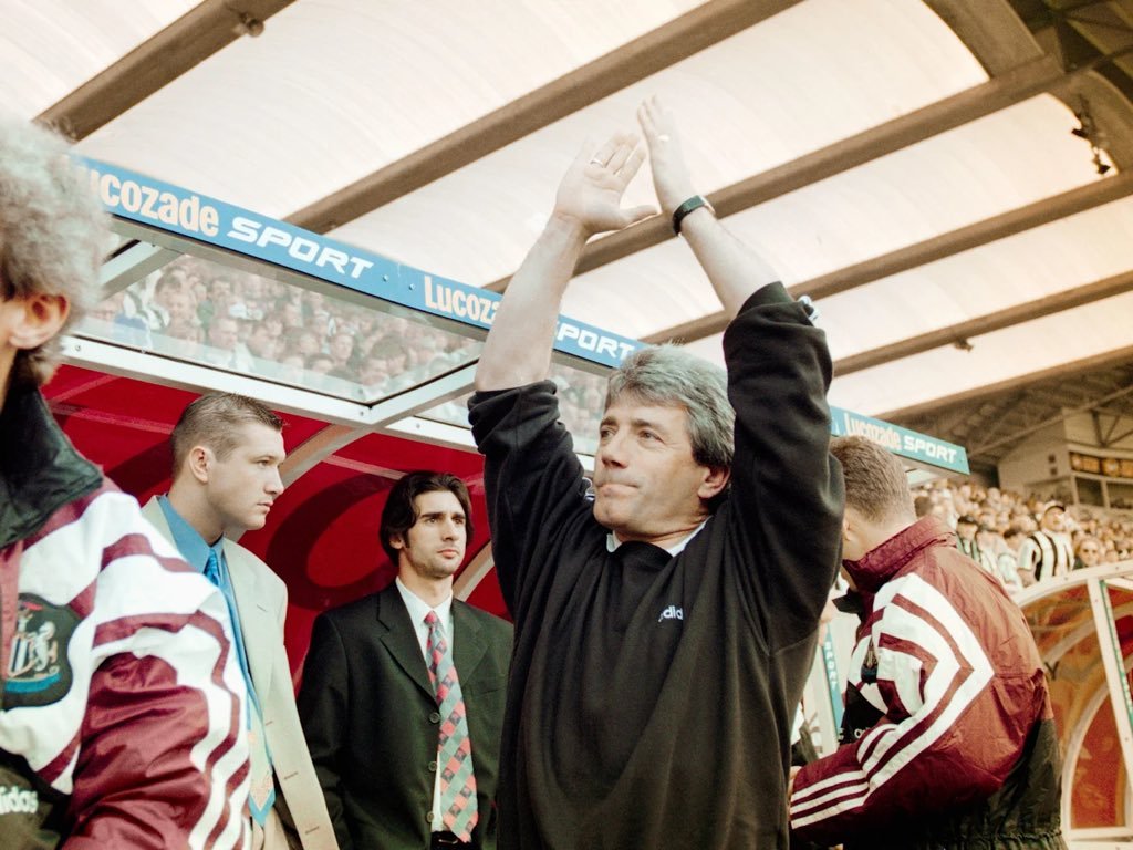 A decadat Kevin Keegan legenda fotbalului englez si dublu castigator al Balonului de Aur