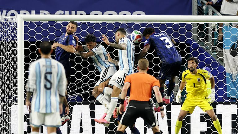 Argentina calificare dramatica in optimile Cupei Mondiale dupa 3 2 cu Capul Verde Messi si un autogol au fost decisive in meci