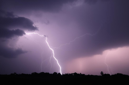 Cupa Mondială: Condiții meteorologice extreme înainte de finală. Spania a suspendat antrenamentul din cauza furtunilor.