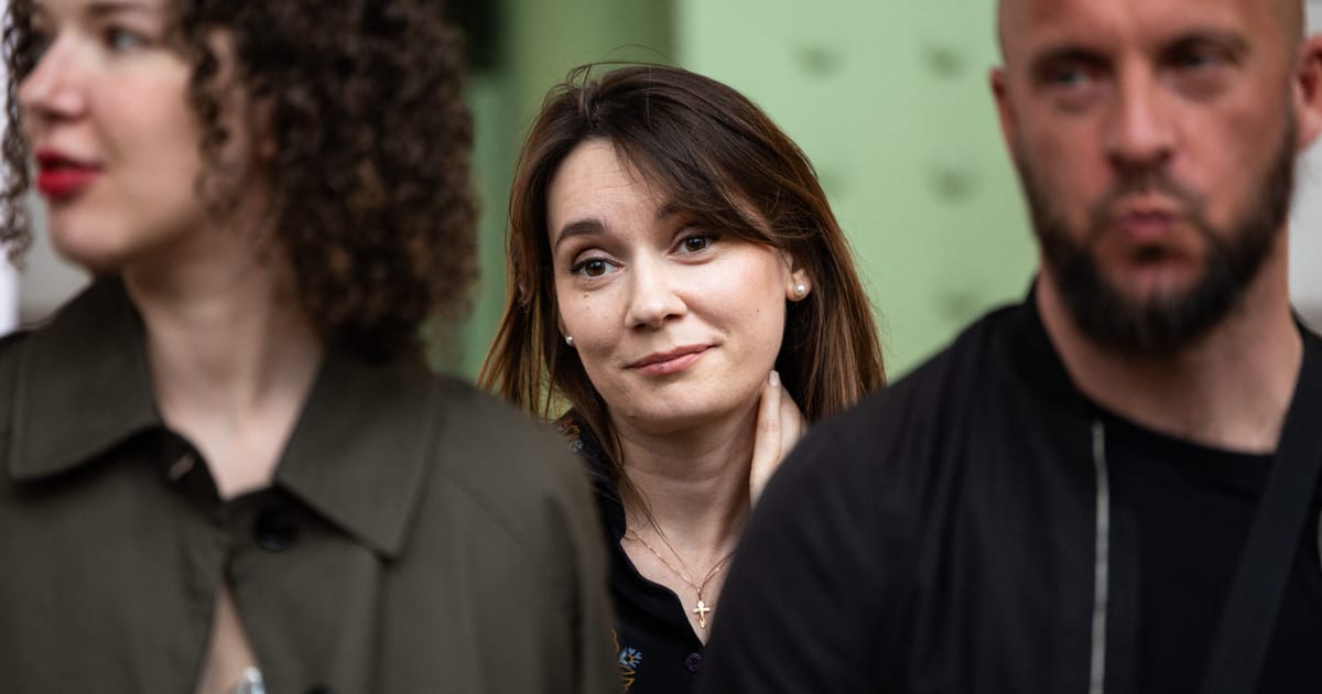 Franta a emis un ordin de expulsare impotriva starului TV rus Xenia Fedorova