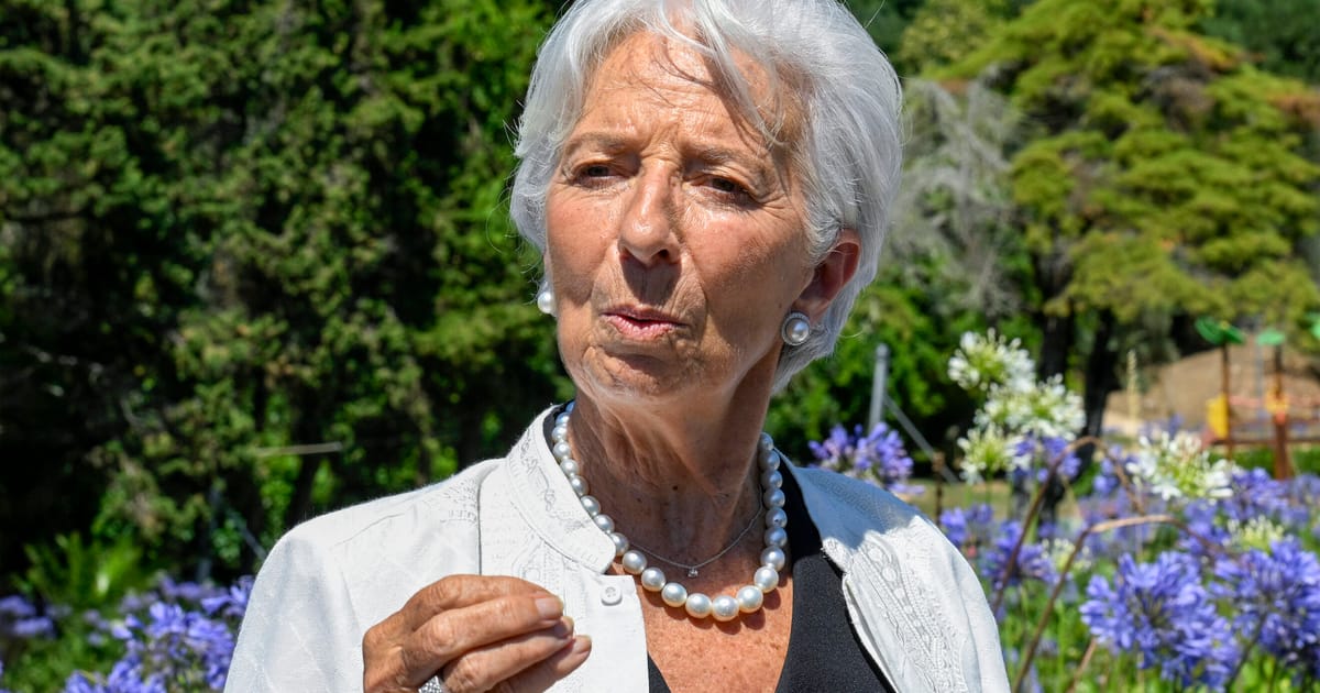 Lagarde sugereaza o retragere timpurie a BCE pentru a influenta campania prezidentiala din Franta