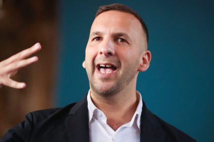 Liderul ecologist Polanski susține că Burnham nu poate „să stea pe gard” ca Starmer