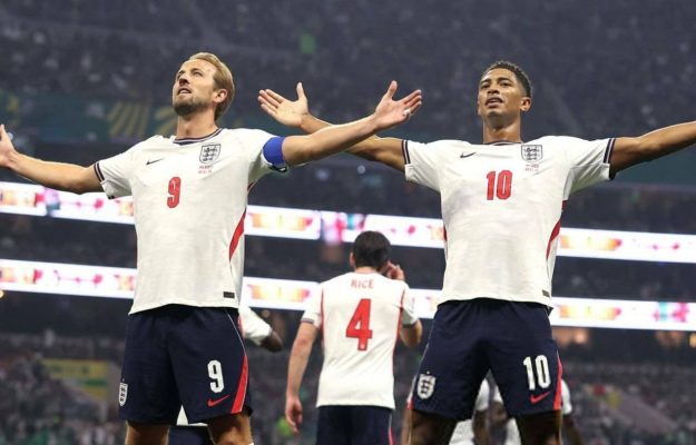 Mexic Anglia 2 3 Cei Trei Lei rezista in infernul de pe Estadio Azteca si avanseaza mai departe