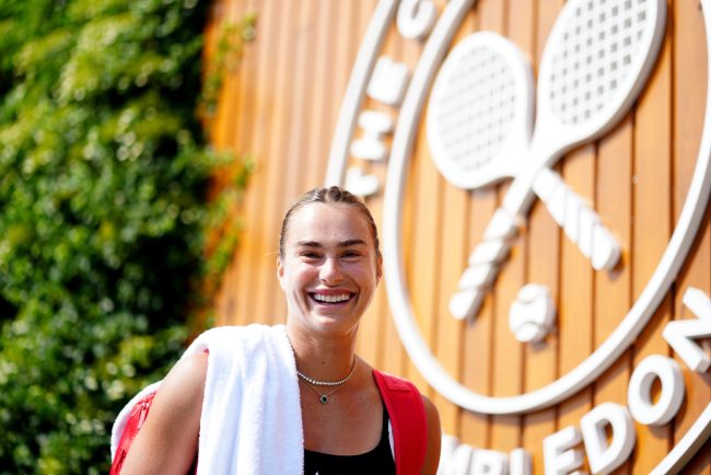 Sabalenka si Sinner principalii favoriti la simplu progreseaza in turul al treilea la Wimbledon 2026