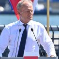 Tusk indeamna Ucraina sa contribuie la imbunatatirea relaiilor cu Polonia