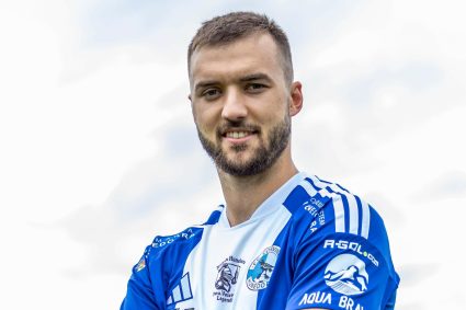 Un nou transfer la Corvinul Hunedoara: fundaș sârbo-danez din campionatul Danemarcei