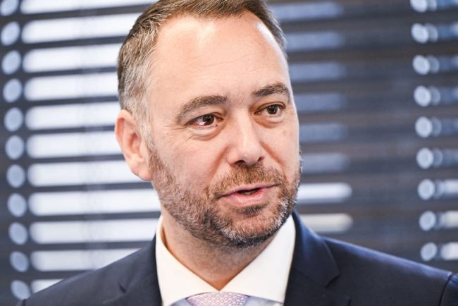 decizie incomprehensibila ministrul belgian critica decizia fifa referitoare la cartonasul rosu acordat sua