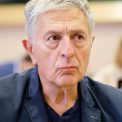 sondajele arata ca fostul europarlamentar ce investigase pegasus a fost hack uit cu pegasus