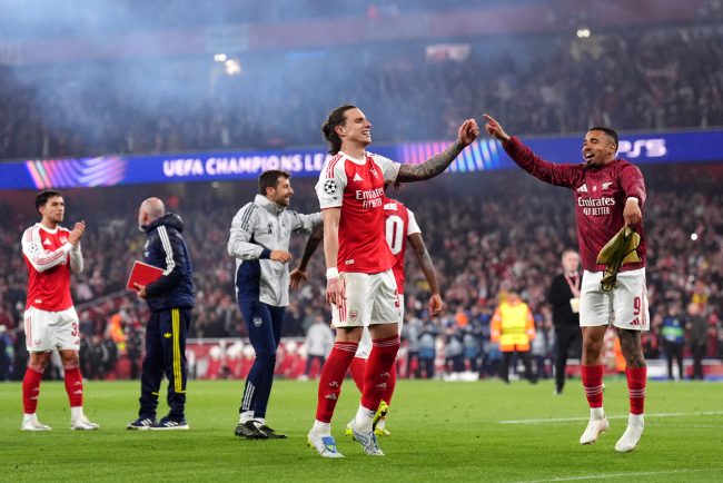 Arsenal debuteaza sezonul cu un trofeu invingand categoric Manchester City si castigand Community Shield