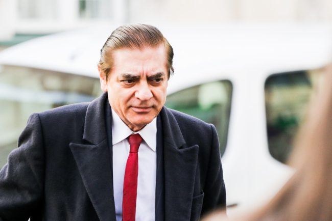 Extradarea fugarului Paul din Romania ar putea fi amanata Cum cauta sa castige un avantaj in