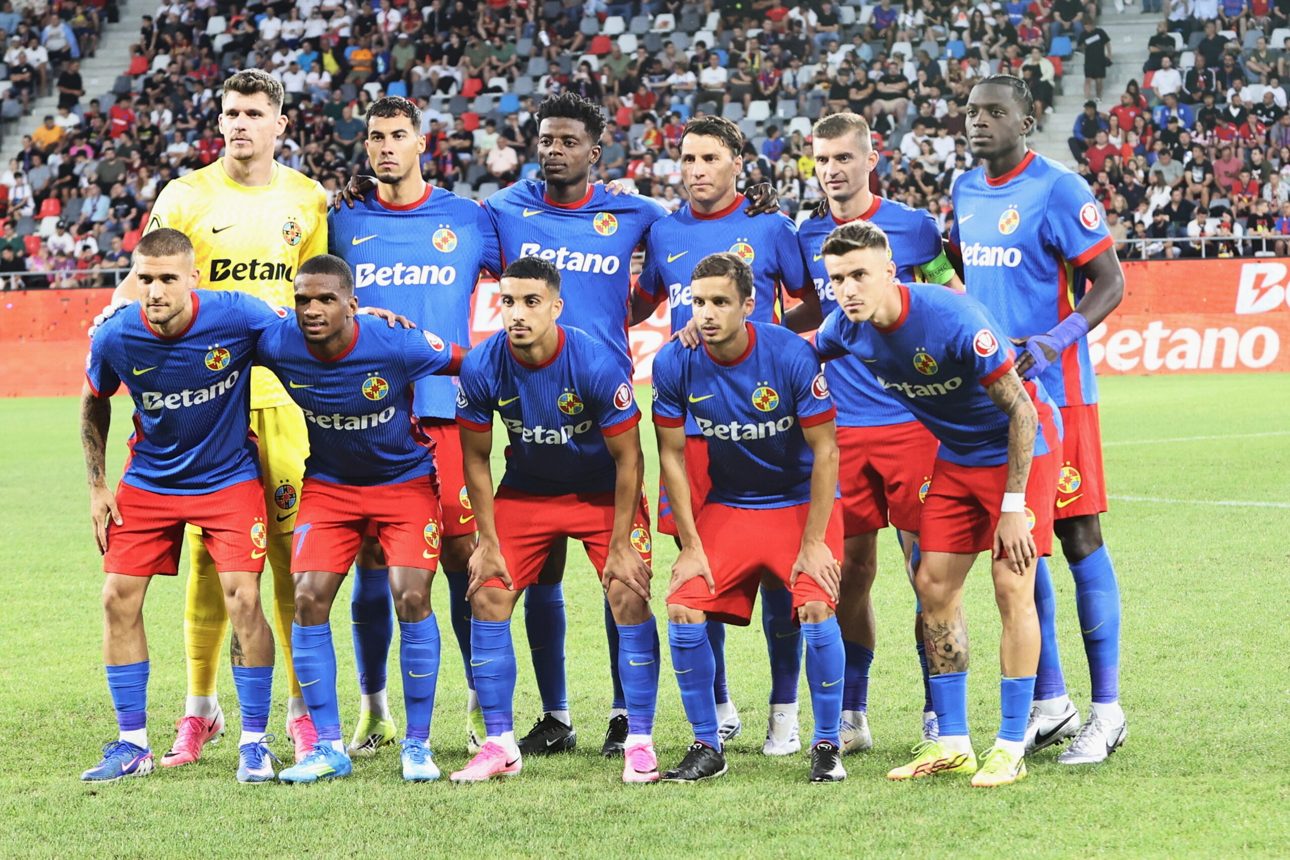 FCSB si Rapid la acelasi numar de puncte in varful clasamentului Superligii de fotbal dupa trei etape