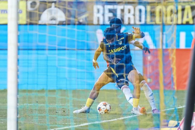 Petrolul Ploiesti invinge FC Voluntari in prima runda a etapei a 5 a din Superliga de fotbal