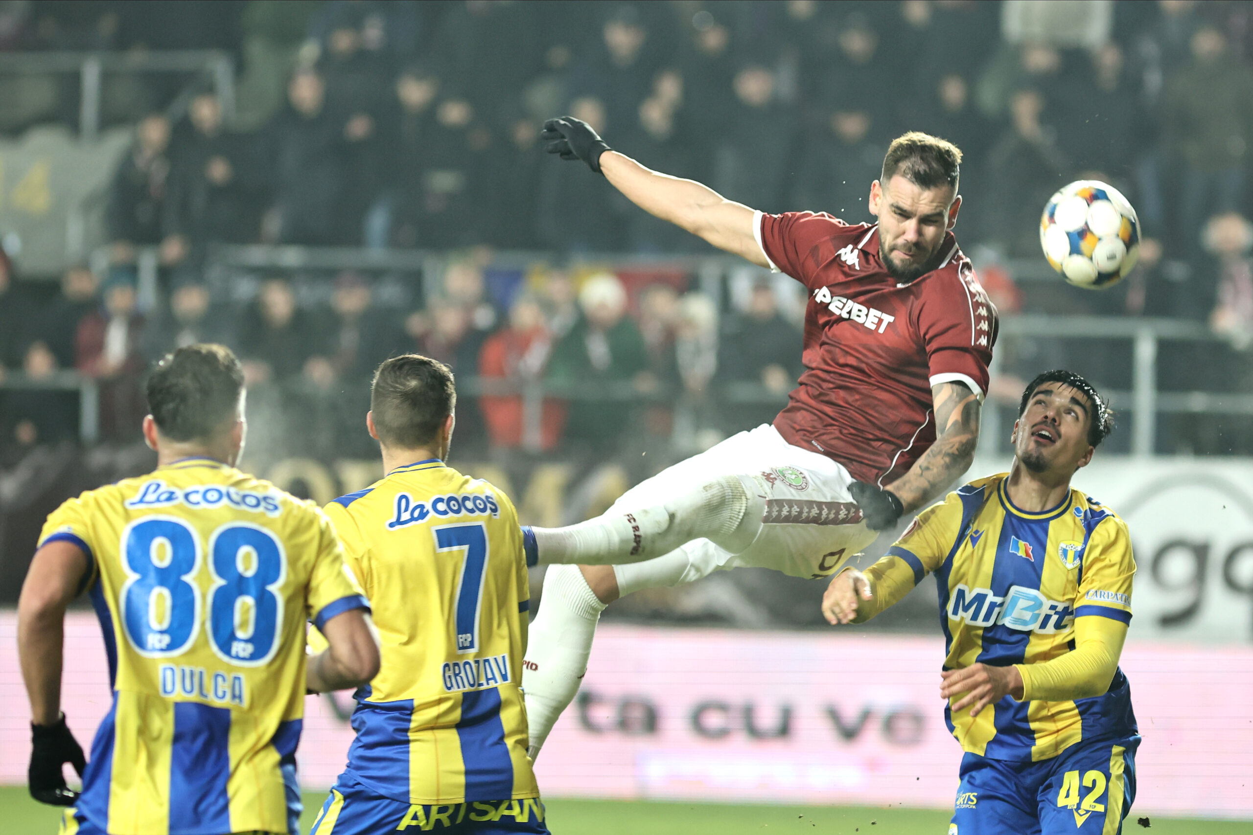 Programul etapei a 6 a din Superliga a fost stabilit Primul meci Petrolul Rapid deschide runda urmat de confruntarile CFR FCSB si Dinamo U Cluj