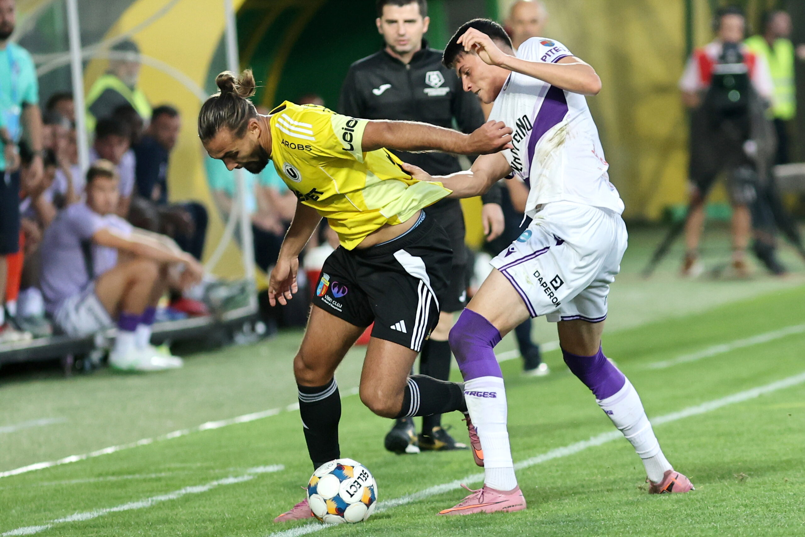 Virgiliu Postolachi paraseste FC Universitatea Cluj si semneaza cu Brisbane Roar