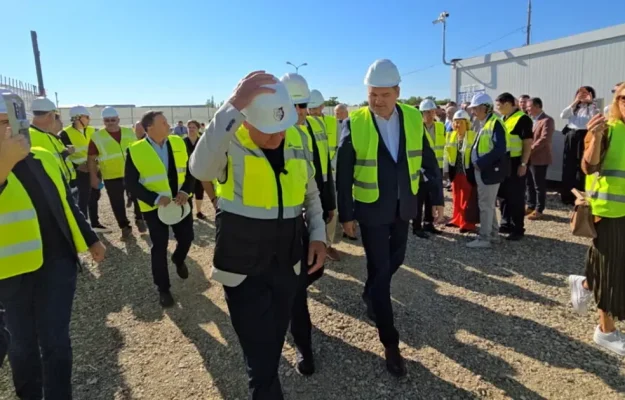 Capsula timpului, îngropată la stadionul din Pitești. Arena va avea 15.200 de locuri