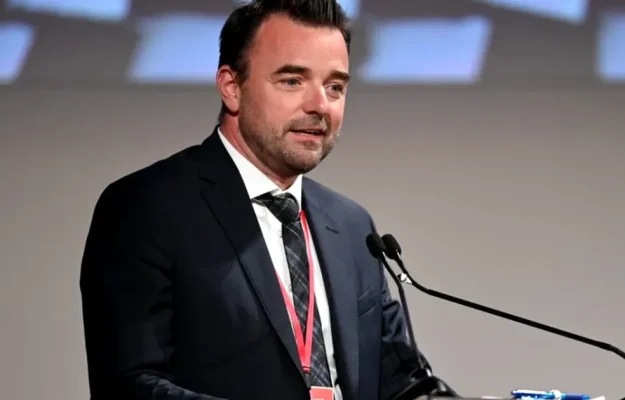 Federația Română de Șah îl susține pe germanul Wadim Rosenstein pentru președinția FIDE