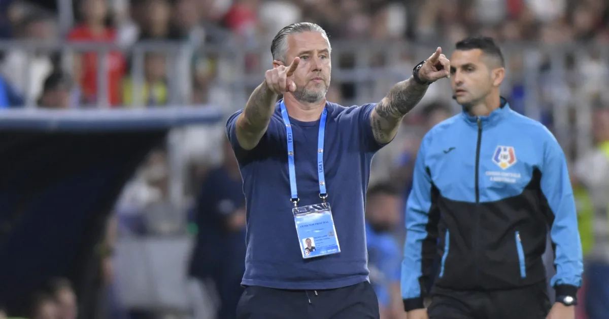 Laurențiu Reghecampf se întoarce pe banca tehnică a FCSB