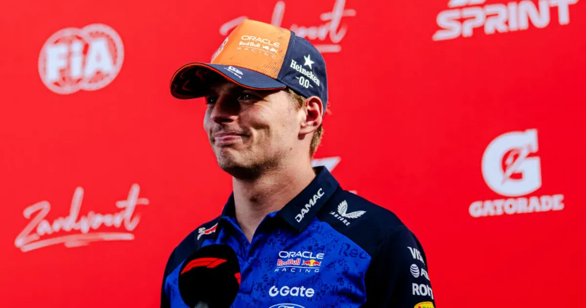 Verstappen pornește ultimul într-o cursă de karting cu 100 de piloți la Silverstone