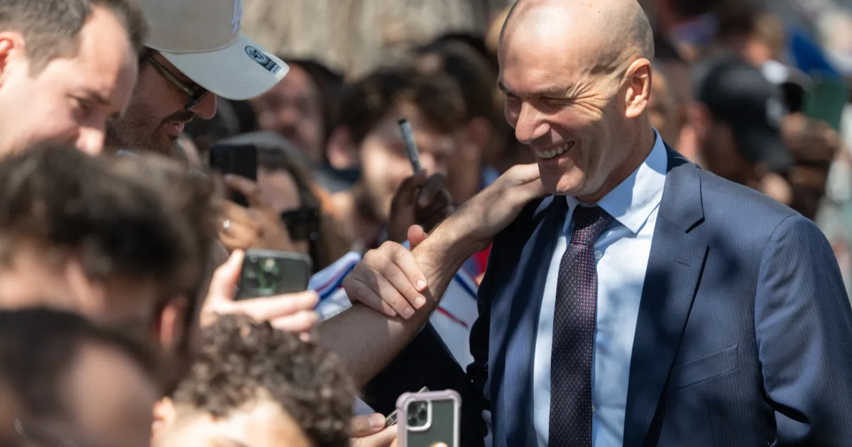 Zidane, debut cu audiență record pe banca Franței