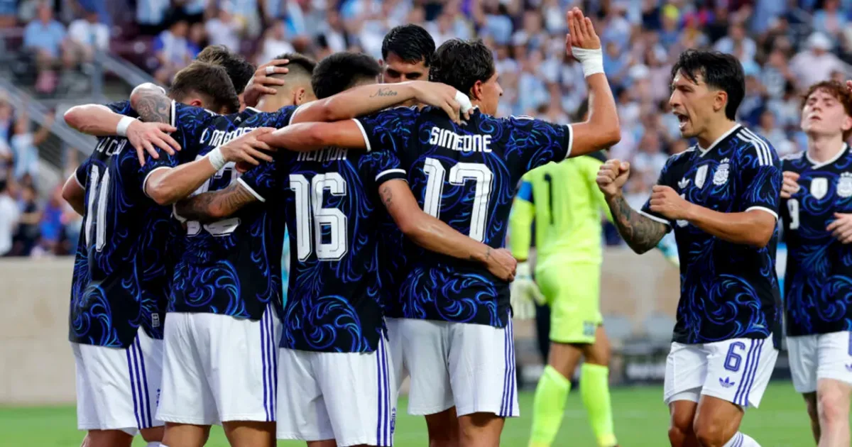 Argentina debutează post-Messi cu o victorie clară. Indicii despre viitorul număr 10