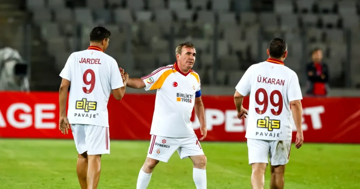 Hagi, mesaj pentru Galatasaray la aniversare: „Mândru că am făcut parte din povestea ta”