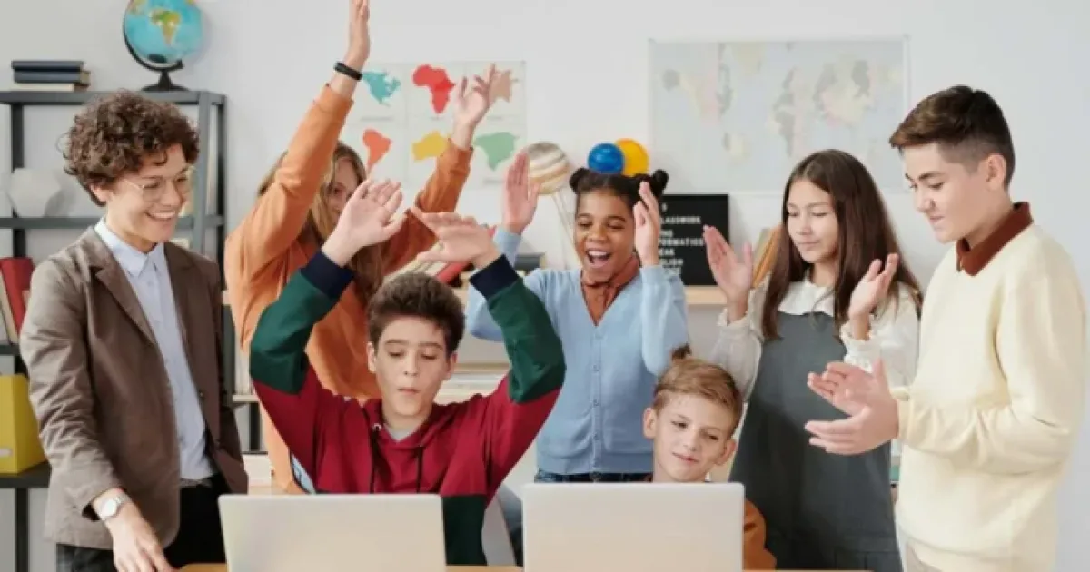 ISJ Timiș recrutează mentori romi pentru elevi și profesori. Înscrierile sunt deschise