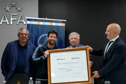 Lionel Messi, distins de Universitatea din Buenos Aires