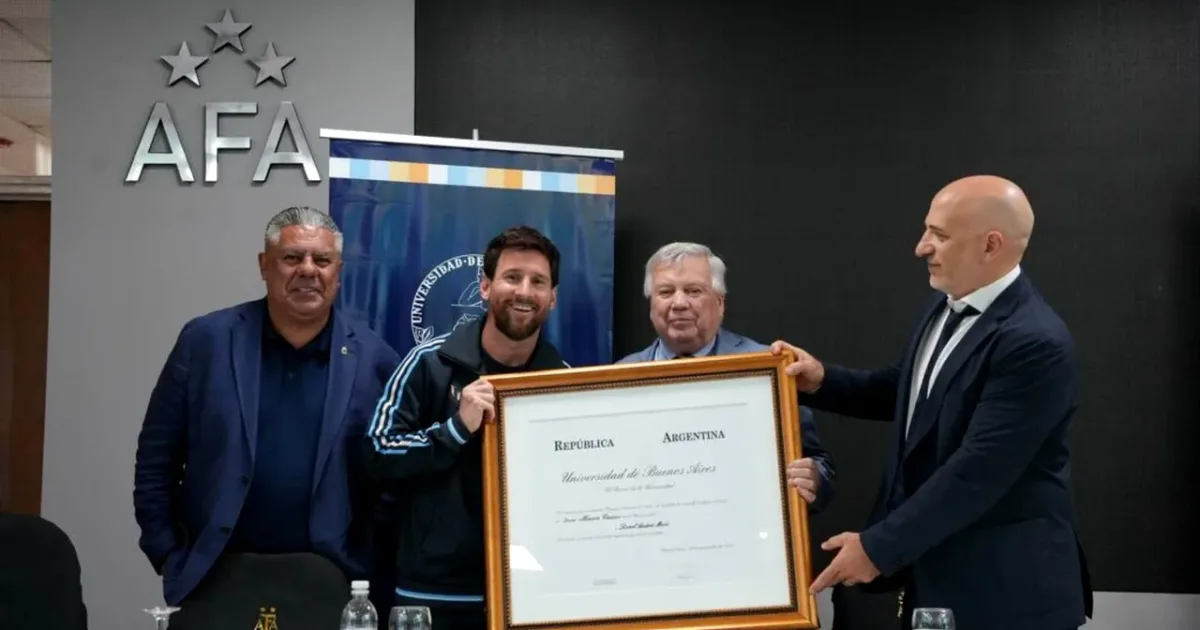 Lionel Messi, distins de Universitatea din Buenos Aires