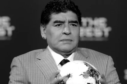 Procurorii îi acuză pe medicii lui Maradona că știau că tratamentul era o bombă cu ceas