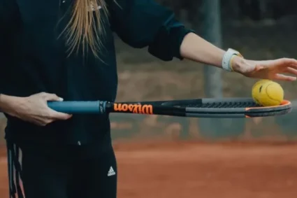 UMF Timișoara inaugurează un teren de sport adaptat